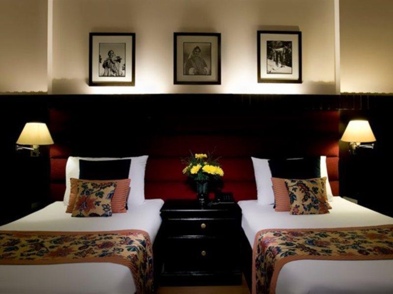 Hotel Broadway Delhi Luaran gambar